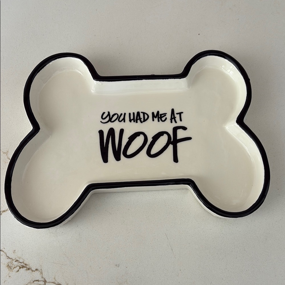 Bone-Shaped Dog Bowl - Black and White